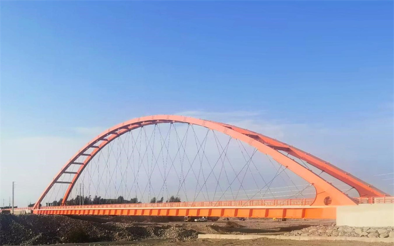 中铁十局承建的秘鲁查莫罗桥全景。中铁十局拉美分公司供图