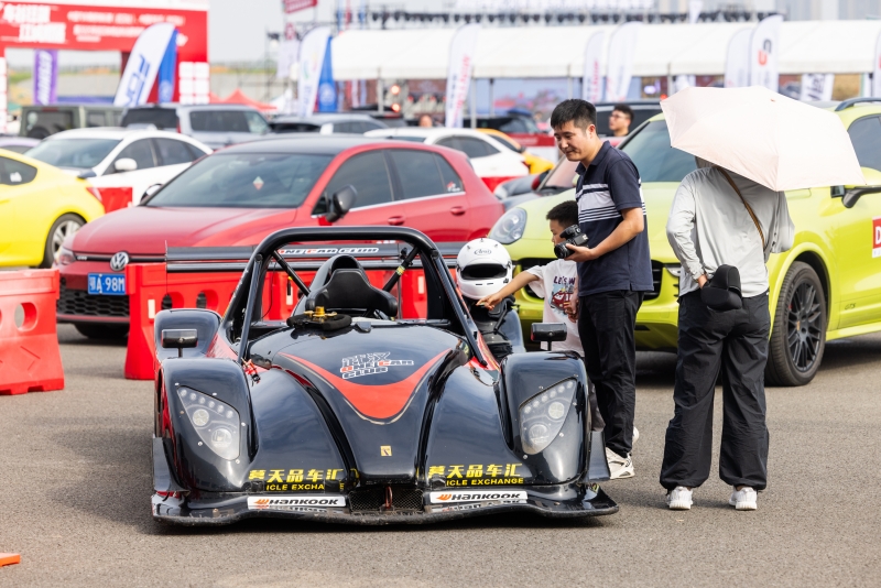 比赛现场。李岿摄