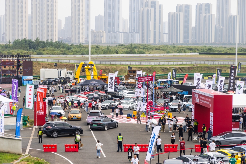 比赛现场。李岿摄