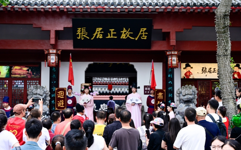 湖北双节人气与消费升腾双重热度。