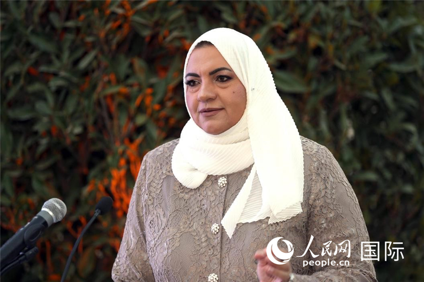 莉姆·侯赛因做讲座。人民网 纳达尔·达乌德摄